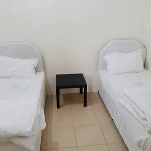  Hostal California